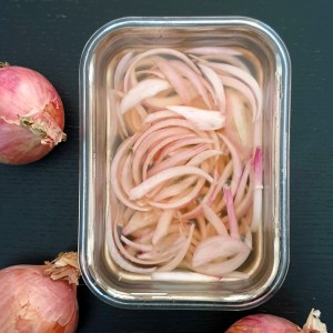 Pickles d'oignons de Roscoff