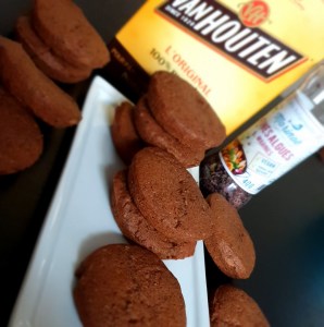 palet sablé breton au cacao, algue, farine de sarrasin et épices