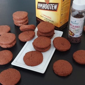 palet sablé breton au cacao, algue, farine de sarrasin et épices
