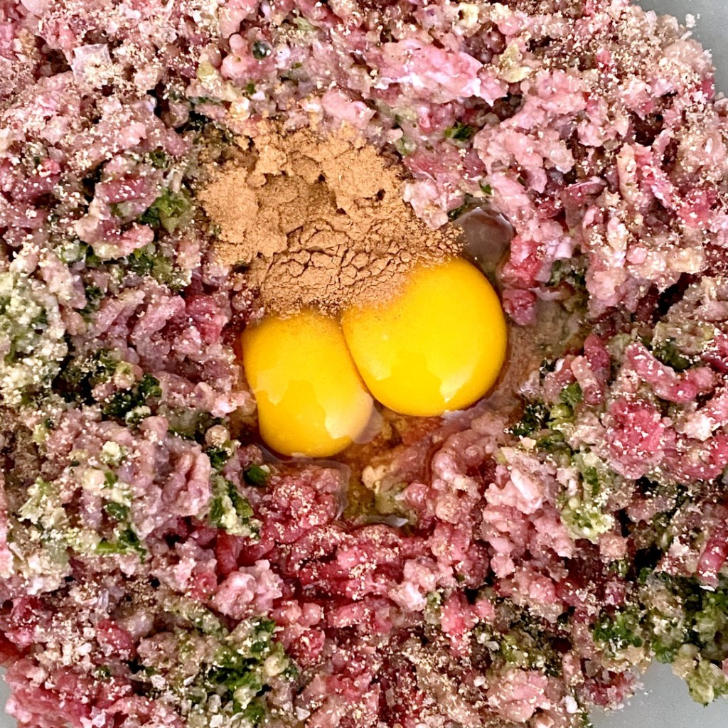 Mélange des ingrédients des boles de picolat