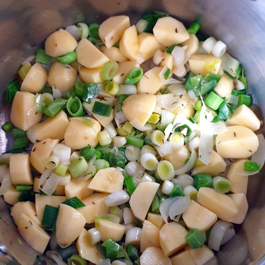 Crème de poireaux, précuisson des pommes de terre