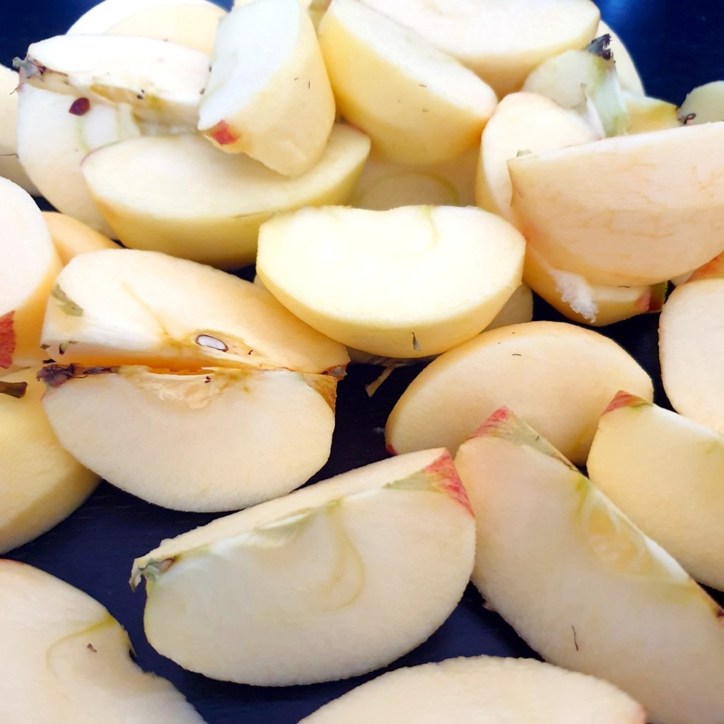 tarte tatin - découpe des pommes