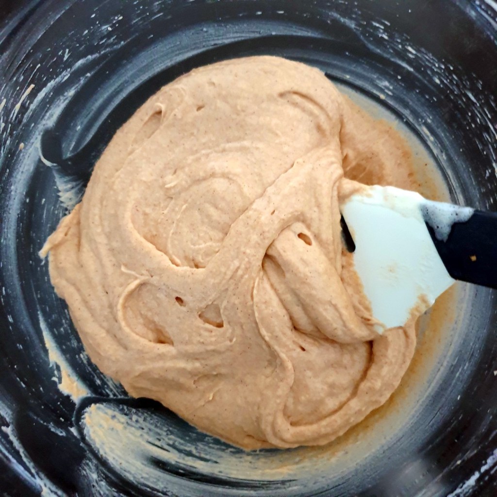 ajout des oeufs blanchis au gateau baobab et sarrasin