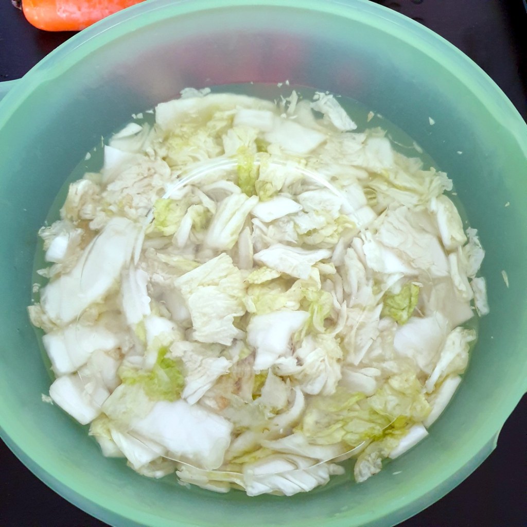 salage du chou chinois pour le kimchi
