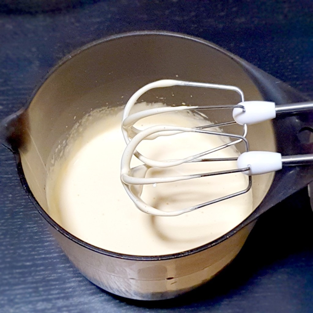 blanchir les jaunes d'oeufs