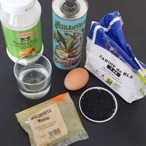ingrédients des biscuits salés au sésame noir et molokheya