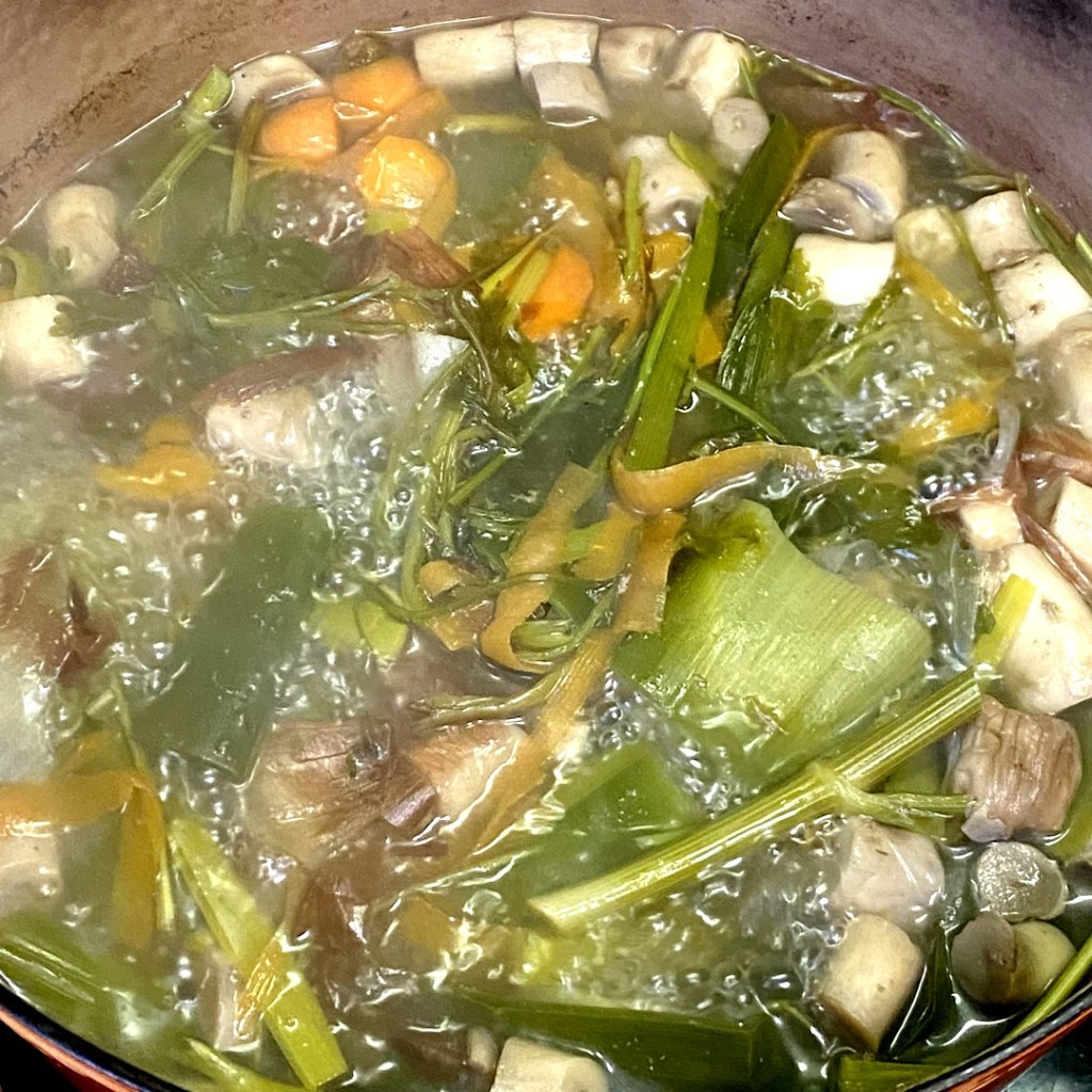 Bouillon de légumes pour la blanquette de veau