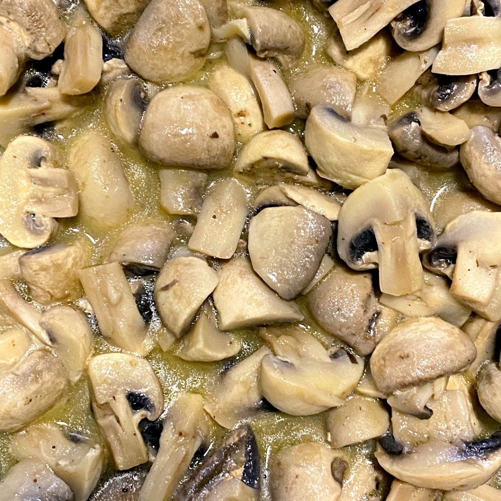 Préparation de la garniture de la blanquette