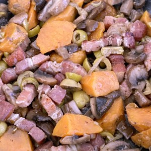 Poêlée hivernale avec des restes