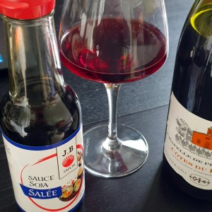 on teste le mélange vin rouge et sauce soja