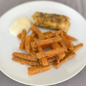 frites de patates douces et poisson