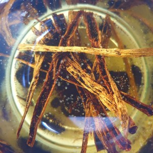 La bonne odeur de l'huile parfumée à la vanille